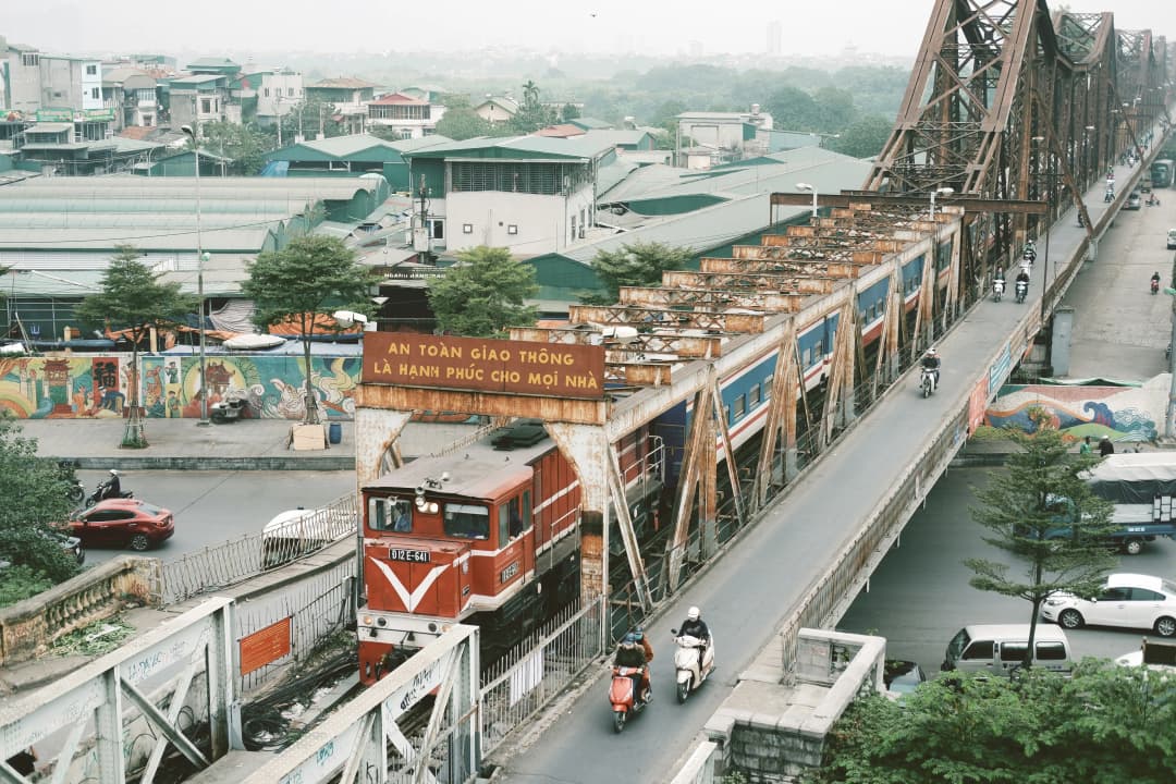 Historic Long Biên Bridge