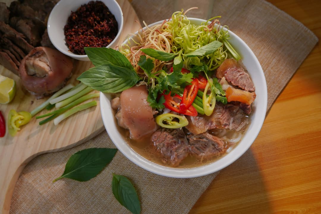 A delicious bowl of bun bo (beef noodle soup)